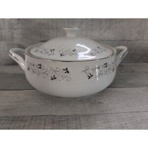 Moon Mist White Porcelain Covered Casserole Dish Floral 2 Qt  Vintage Collectibl